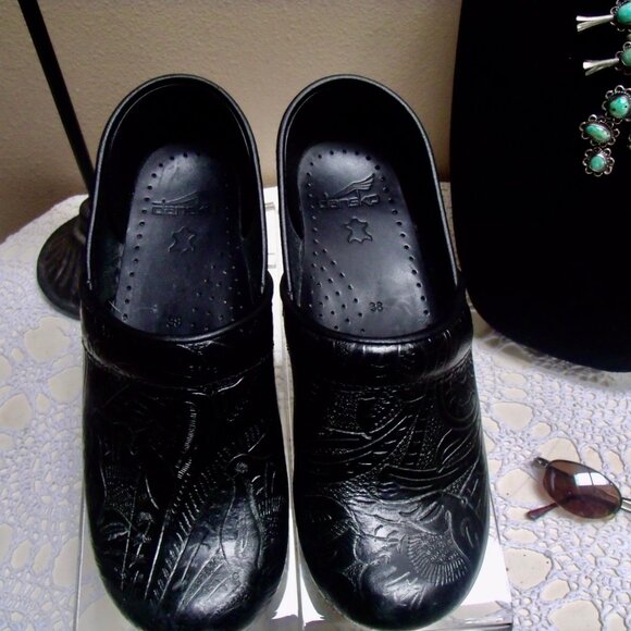Dansko Slip On Platform Clogs Black Leather Nursing Comfort Shoes US 7.5-8 EU 38 - Picture 13 of 14